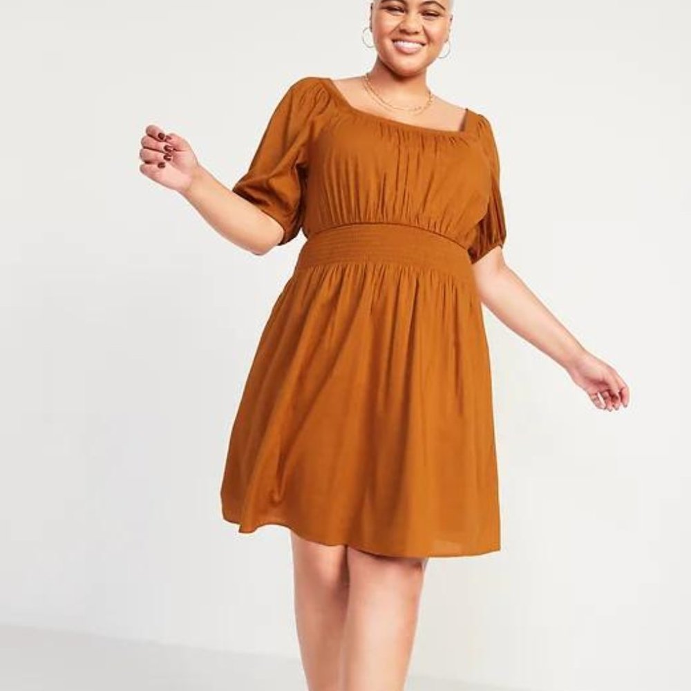 Old Navy Puff-Sleeve Waist-Defined Smocked Mini Dress for Women New - Picture 1 of 3